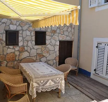 Apartment Iusaf-123-1 *